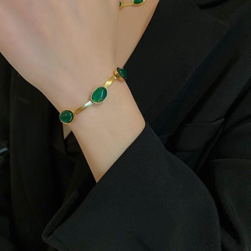 Oval Green Crystal Pendant Necklace Set With Bracelet - Bluetick Nexus Pvt Ltd